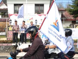 Wakil Bupati Dairi Lepas Kirab Kenderaan Peringatan Harganas ke 32