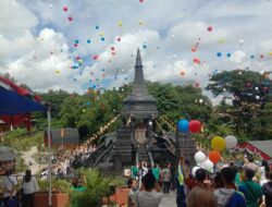 Ratusan Balon Terbang ke Udara Menandai Peresmian Vihara Sakyamula Siantar