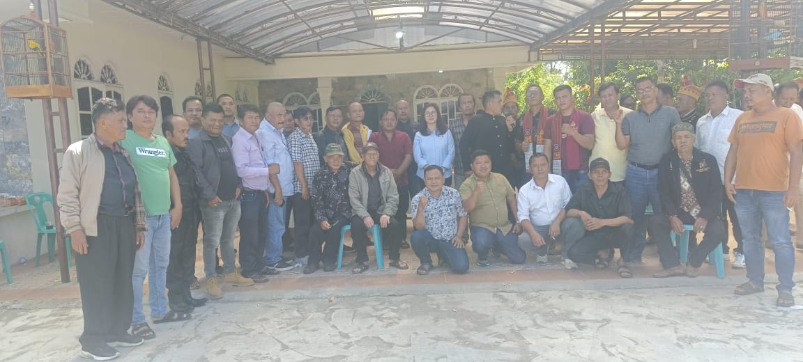 Foto Pertemuan PT DPM Dengan Pemangku Hak Ulayat. (Iwan)