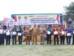 Bupati Dairi Serahkan 346 SK PPPK Tahap II Formasi 2024