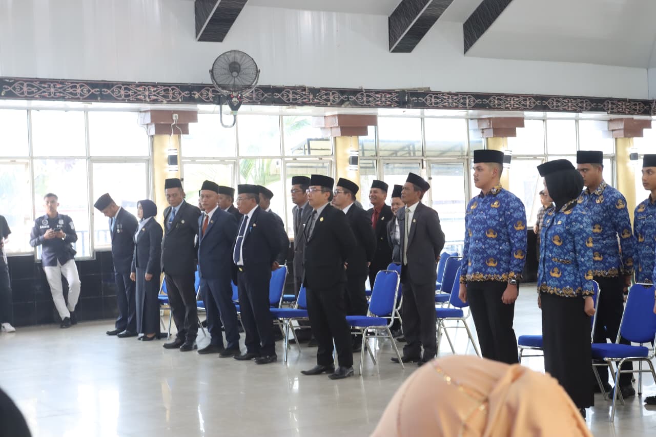 foto Pelantikan Eselon II, Pemkab Dairi. (iwn)