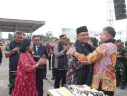 Hadiri Perayaan Natal Oikumene  Pakpak Bharat, Bupati Dairi Harapkan Sinergitas Bersama Untuk Membangun Dua Daerah