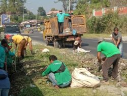 DLH  Dairi Berbenah, Turunkan Tim Jalankan Operasi Kebersihan