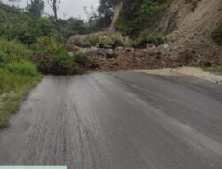 Tindak Lanjut Arahan Bupati, BPBD Dairi Gerak Cepat Tangani Longsor di Jalur Nasional Tele