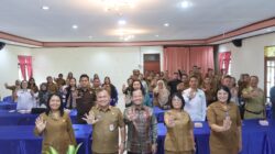 Foto bersama kegiatan advokasi dan sosialisasi kebijakan yang melibatkan lembaga non-pemerintah, media, serta dunia usaha, yang digelar oleh Dinas P3AP2KB di Aula Hotel Beristra, Selasa (21/4/2026).(ist)