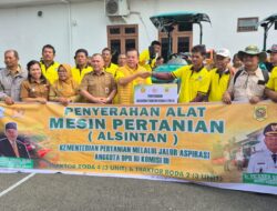 Mangihut Sinaga Salurkan Alsintan untuk Petani Dairi, Dorong Lompatan Ketahanan Pangan