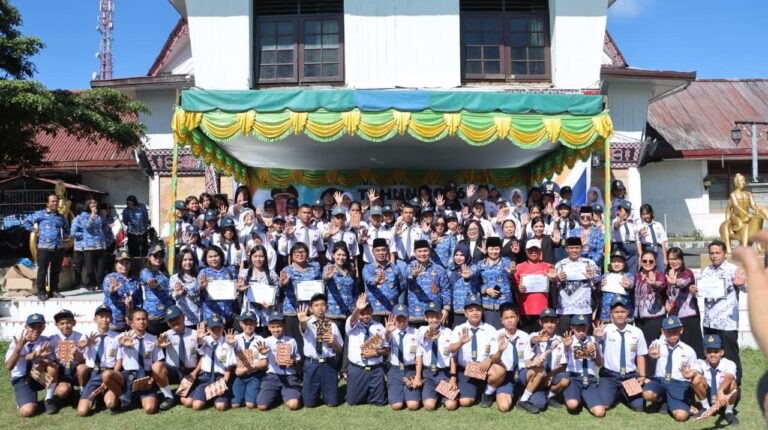 Sekda Dairi, Pimpin Upacara Hari Anak Nasional ke-42