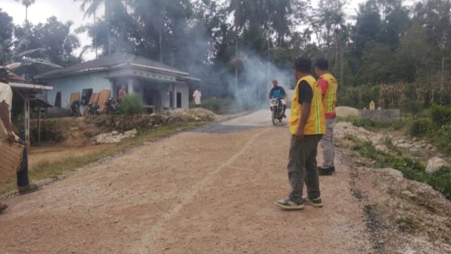 Pemeliharaan Jalan JRS Bunturaja–Soban Link. 014, Kecamatan Siempat Nempu,